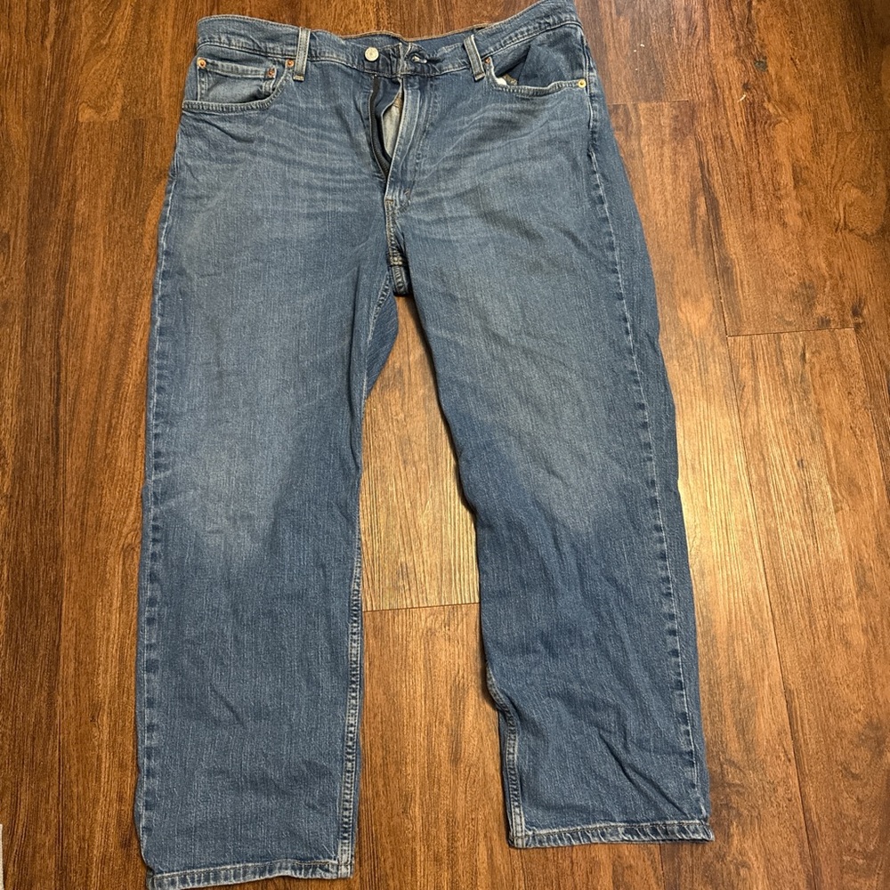 LEVI’s 550 Blue Denim Relaxed Fit Jeans